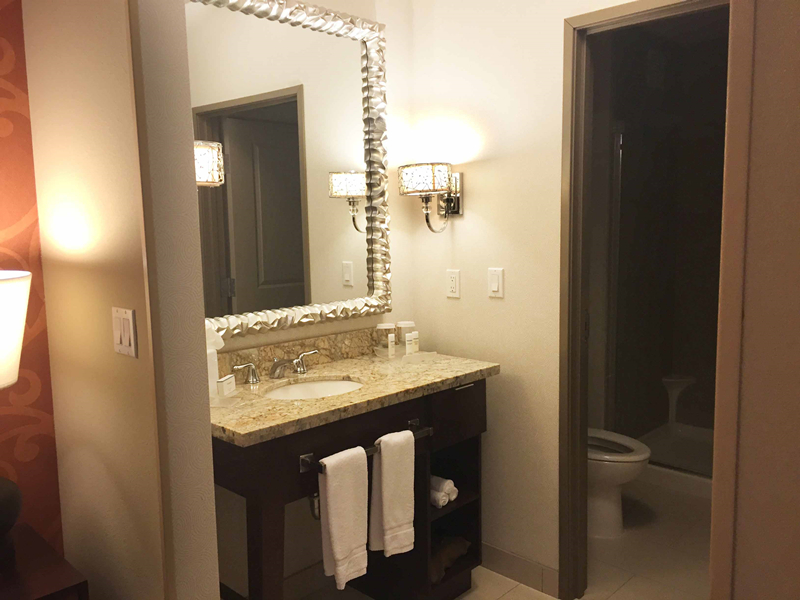 Armoires de salle de bain