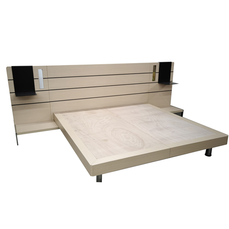 Tr&egrave;s grand lit