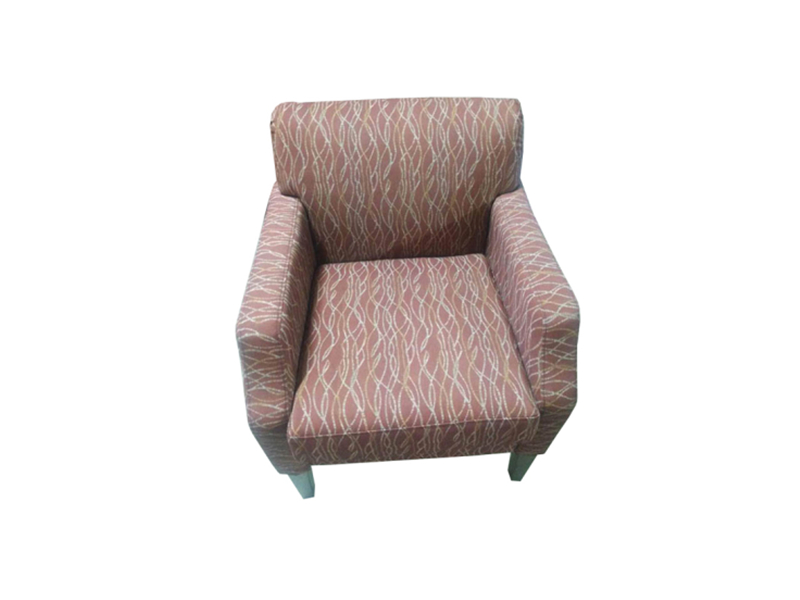 Chaise de canapé simple colorée