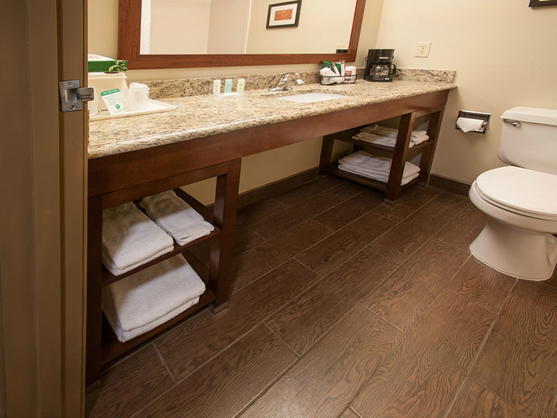 Armoires de salle de bain