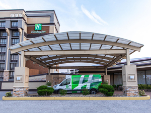 Holiday Inn St. Louis Arpt West-Earth City.jpg